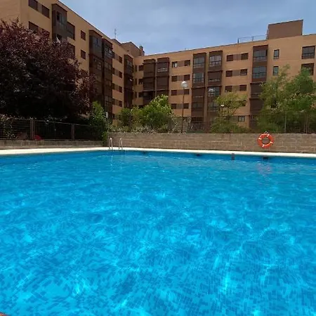 Apartment Deyanira Suite, Aeropuerto, Ifema