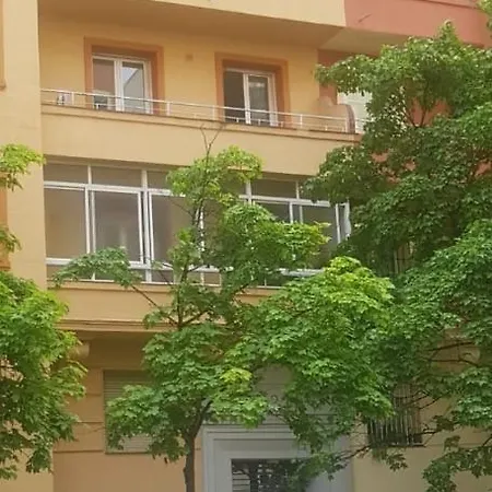 Vara *