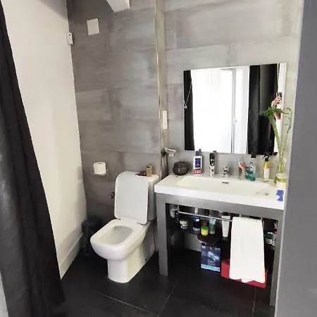 Plaza De Toros Loft Duplex Apartman *