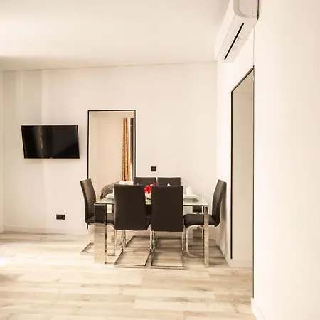 Day Chueca Centro Gran Via Sol Malasana Apartment