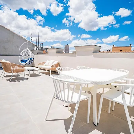 Smartrental Gran Via Apartahotel *