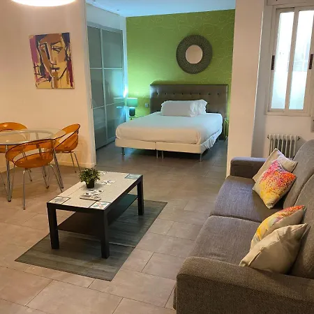 Pensión Six Plaza Mayor 4*