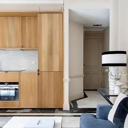 Ayala 63 - The Arc Collection Apartment *
