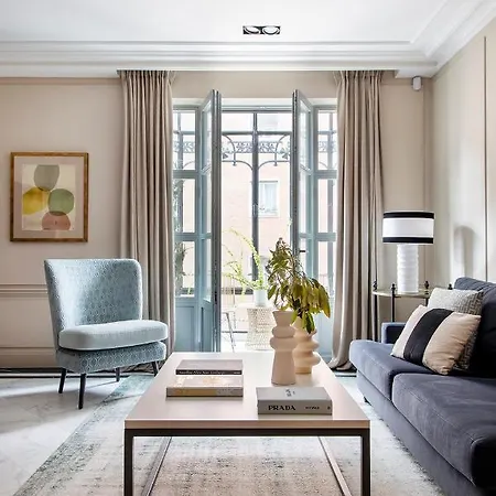 Ayala 63 - The Arc Collection Apartment