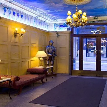 Carlos V Hotel