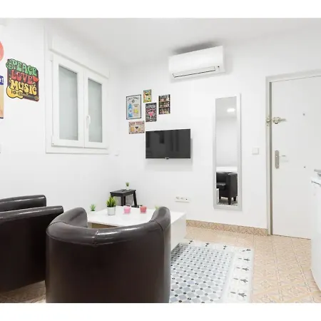 Acogedor Y Silencioso Estudio M1 Embajadores Madrid