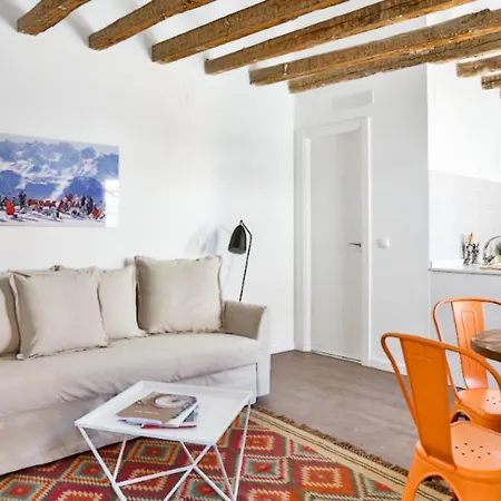 Welcomer La Latina Apartamento *