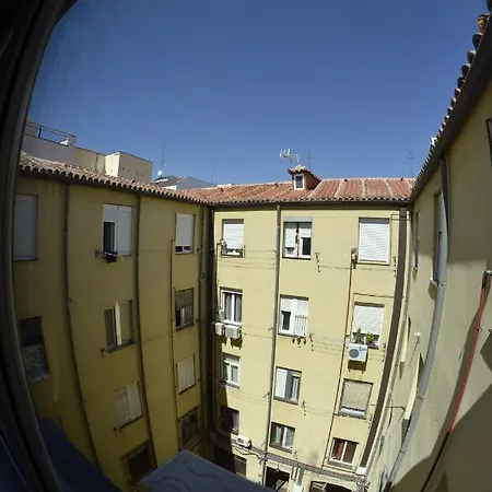 Apartament Rosales Residences