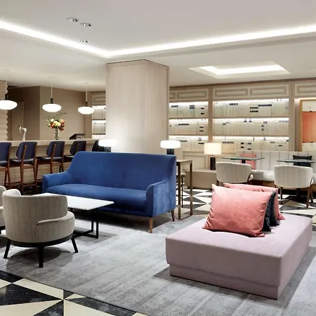 Hyatt Regency Hesperia Hotel
