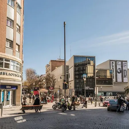 Precioso Piso Para Parejas En Calle Calvario - Lavapiés * Madrid