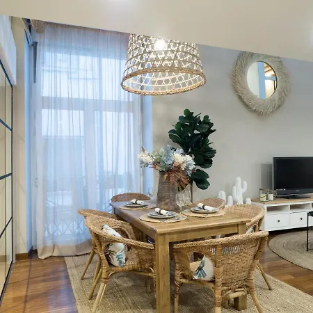 Apartamento Almar Duplex Malasaña Madrid