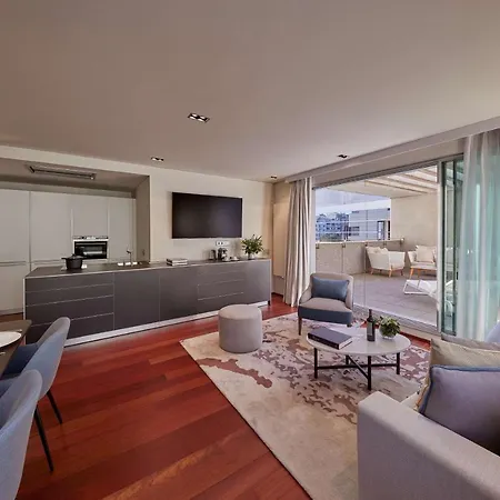 Hyatt Regency Residences Ξενοδοχείο 5*