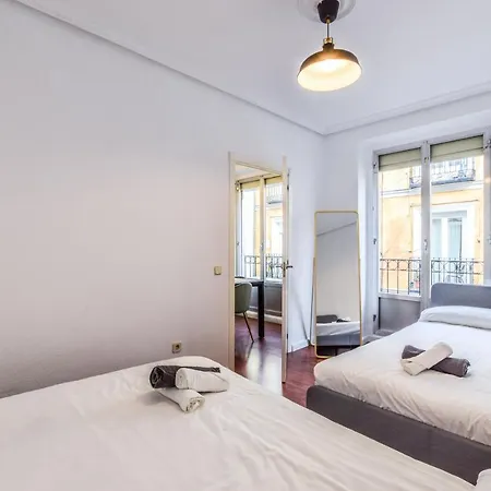 Apartamento Espacioso En La Plaza De Lavapies Apartment Madrid