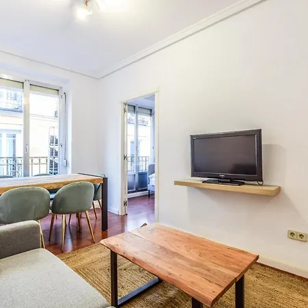 Apartamento Espacioso En La Plaza De Lavapies *