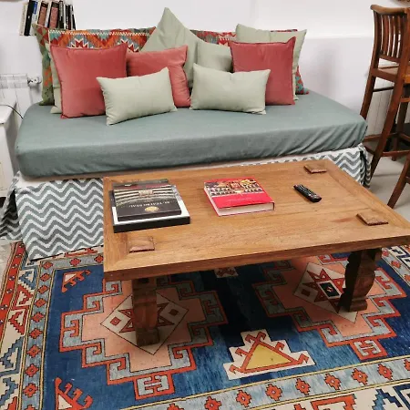 Loft In Beautiful 19th Century House Madryt