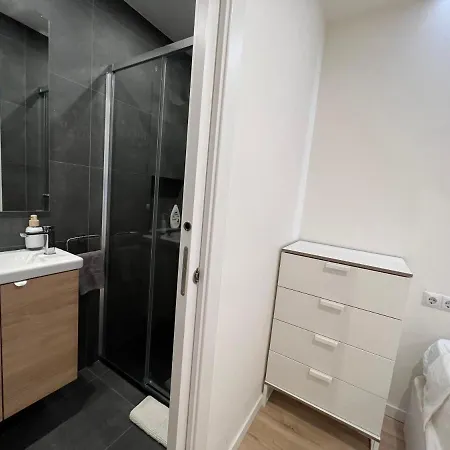 Center New Design Wifi Apartment