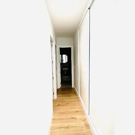 Apartment Loft Near Real Stadium *