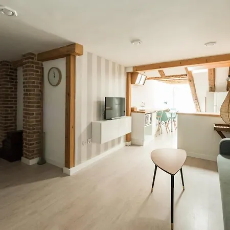 El Del Sol Apartment