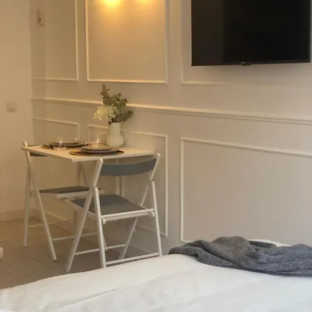 Apartment Luxury Retiro Park & Prado Museum *