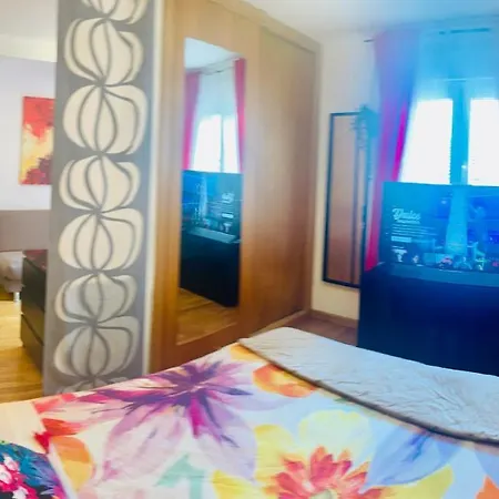 Apartment Atico Individual & Terraza, 6 Min En Metro Atocha Madrid
