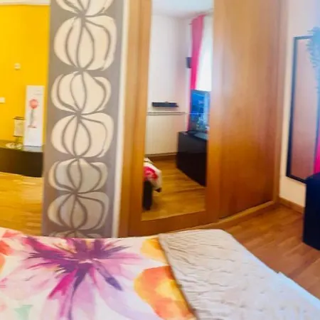 Apartment Atico Individual & Terraza, 6 Min En Metro Atocha *
