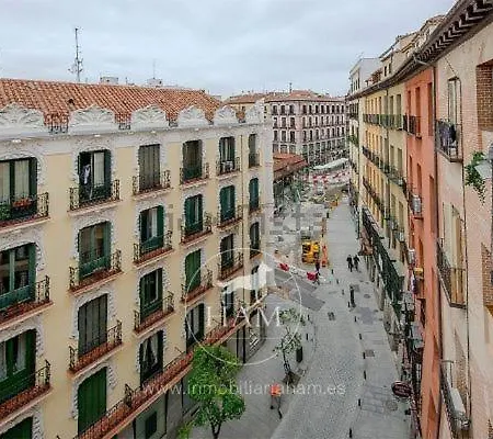 Plaza Mayor Calle Cava De San Miguel 15 Madrid