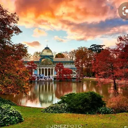 Δωμάτια σε οικογενειακή κατοικία Parque El Retiro Μαδρίτη