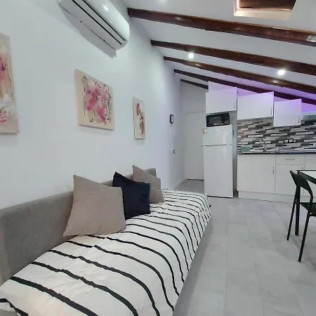 Buhardilla Apartment