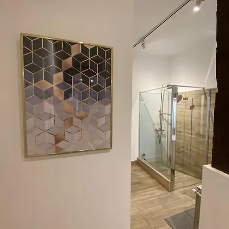 Opera-suites Luxury La Boheme, In The Very Center Of Madrid. Apartamento *