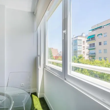 Minty - Bright Chamberi Madrid