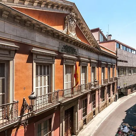 Chic Chueca- Calle Farmacia * Madrid