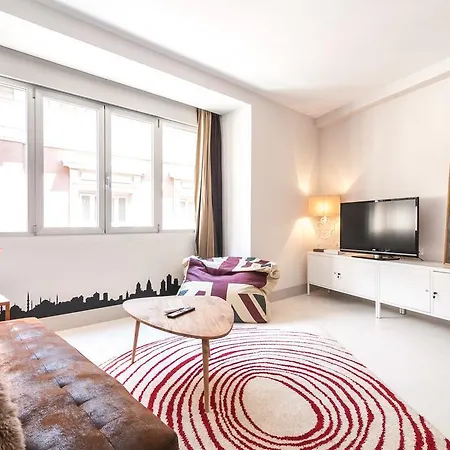 Chic Chueca- Calle Farmacia Apartamento Madrid