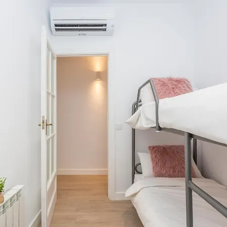 Apartment Down Town Sol. By Monaro Madrid