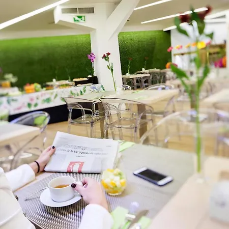 Apartmanhotel Apartosuites Jardines De Sabatini 3*