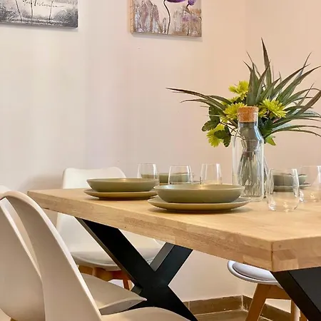 Charming Gran Via Apartment