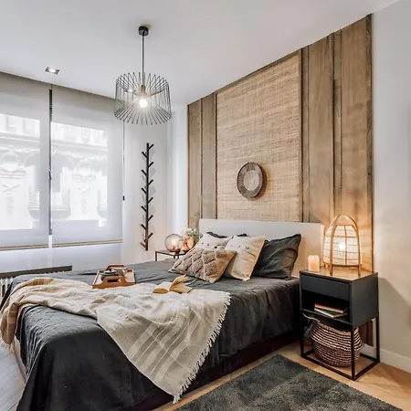 Apartment Makere- 1 Bedroom In Almagro Madrid