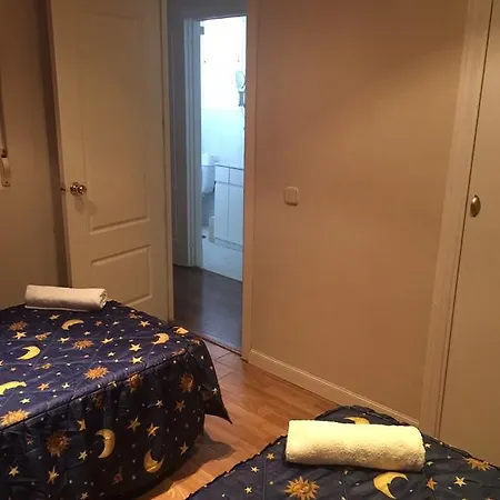 Apartamentos Sleeping In Madrid Apartamento