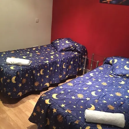 Apartamentos Sleeping In Madrid Apartamento