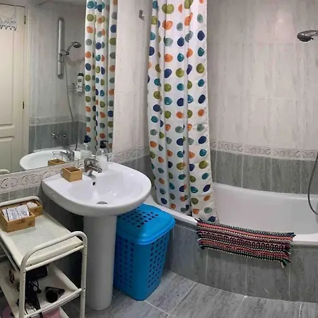 Apartamento Confortable Apartment *
