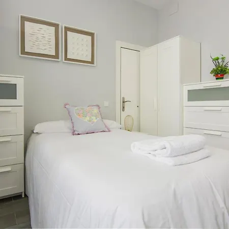 Apartment Fantastico Rio-puerta Del Angel Madrid
