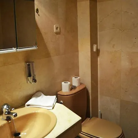 Apartment 4 Caminos Madrid