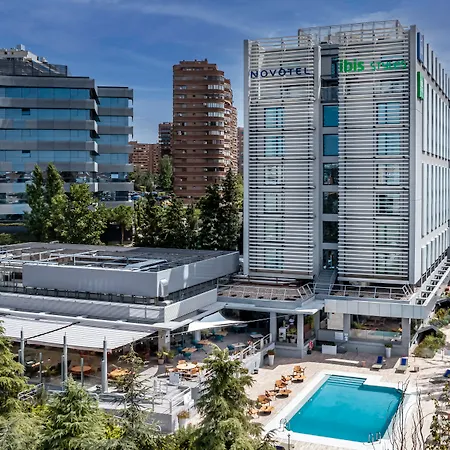 Novotel City Las Ventas 4*