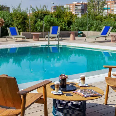 Hotel Novotel City Las Ventas 4*