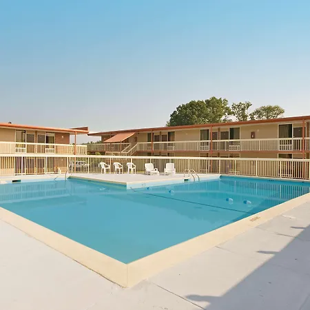 Hotel Pullman Airport & Feria 4*