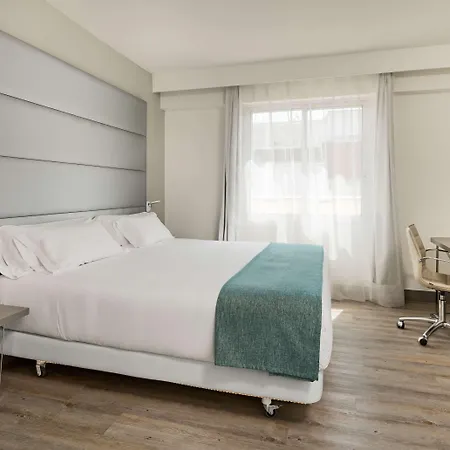 Hotel Nh Zurbano