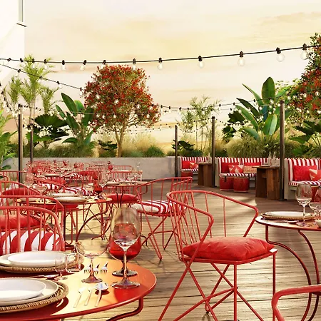 Canopy By Hilton Castellana 4*
