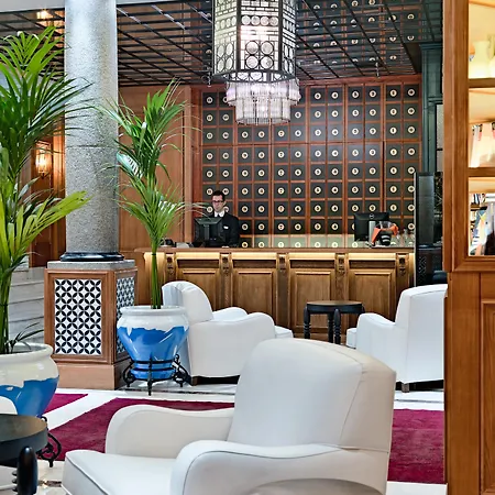 Boutique H10 De La Reina Hotel