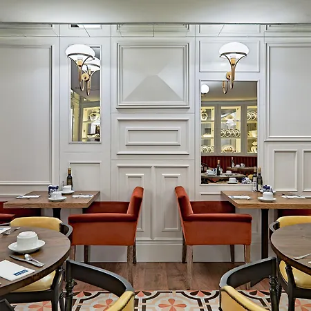 Hotel Boutique H10 De La Reina