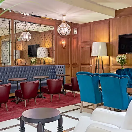 Boutique H10 De La Reina Hotel