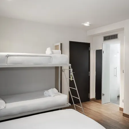 Hotel Petit Palace Posada Del Peine 4*